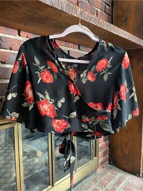 rue21 Black Crop Top with Red Floral Tie-Front